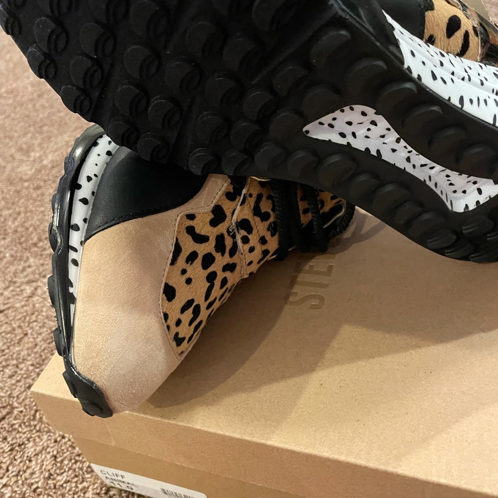Brand new, never work Steve Madden Cliff Animal Print Sneaker!